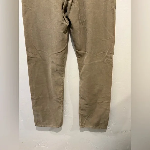 Incredible rare Levi's Men's Corduroy Pants in Tan - Picture 9 of 10